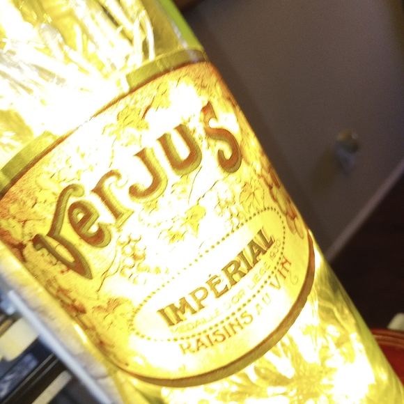 Vintage Solana Tuscany Bottle with Spigot - Picture 4 of 10